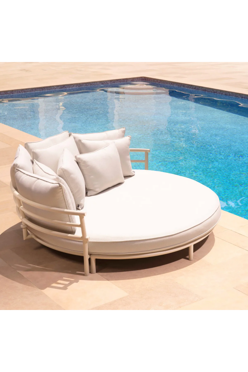 White Round Outdoor Sofa | Eichholtz Laguno | Eichholtzmiami.com