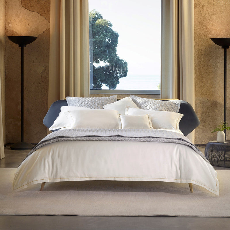 800TC Sateen Duvet Cover | Amalia Home Dália | Eichholtzmiami.com