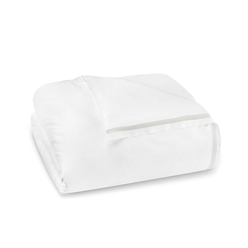 430TC Sateen Laced Duvet Cover | Amalia Home Sónia | Eichholtzmiami.com