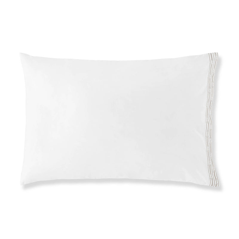 400TC Percale Embroidered Pillowcase Set | Amalia Home Memória | Eichholtzmiami.com