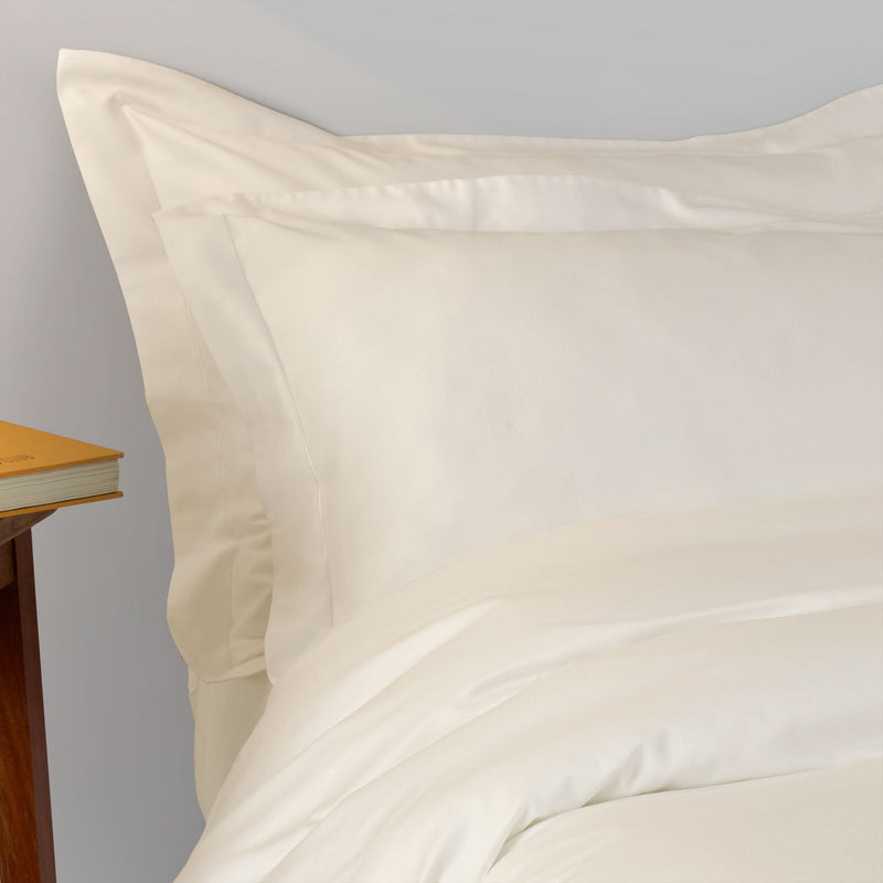 430TC Sateen Duvet Cover | Amalia Home Suave | Eichholtzmiami.com