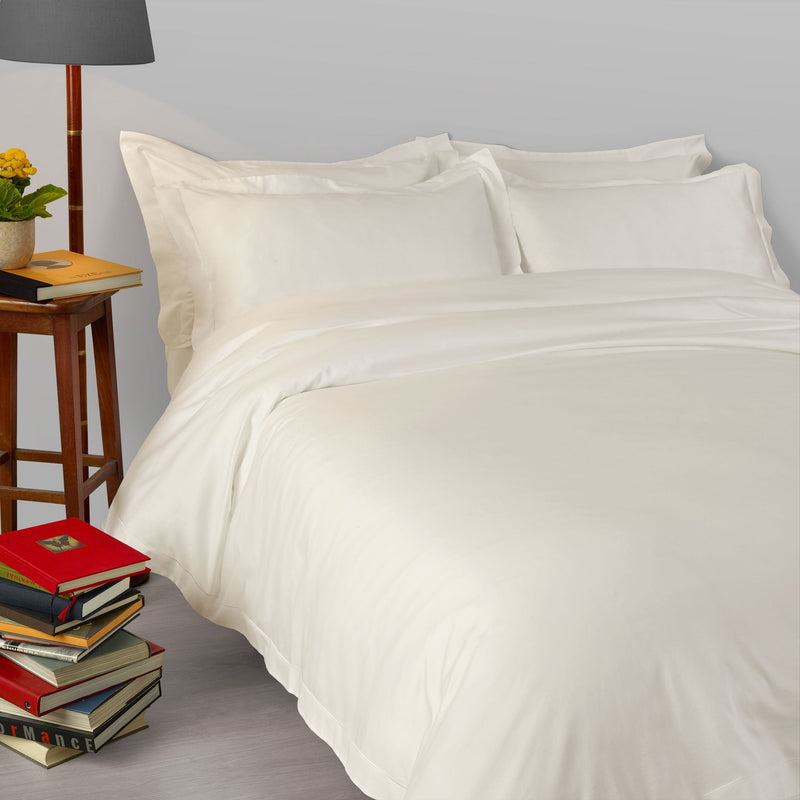 430TC Sateen Duvet Cover | Amalia Home Suave | Eichholtzmiami.com