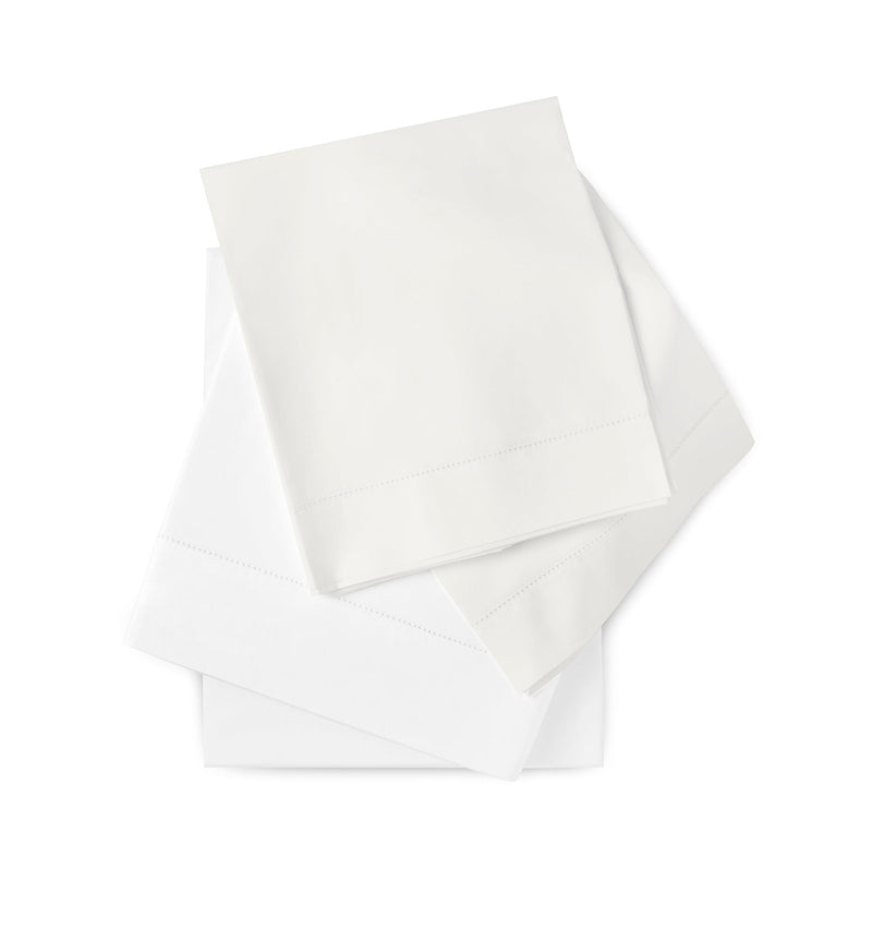 525TC White Percale Flat Sheet | Amalia Home Victoria | Eichholtzmiami.com