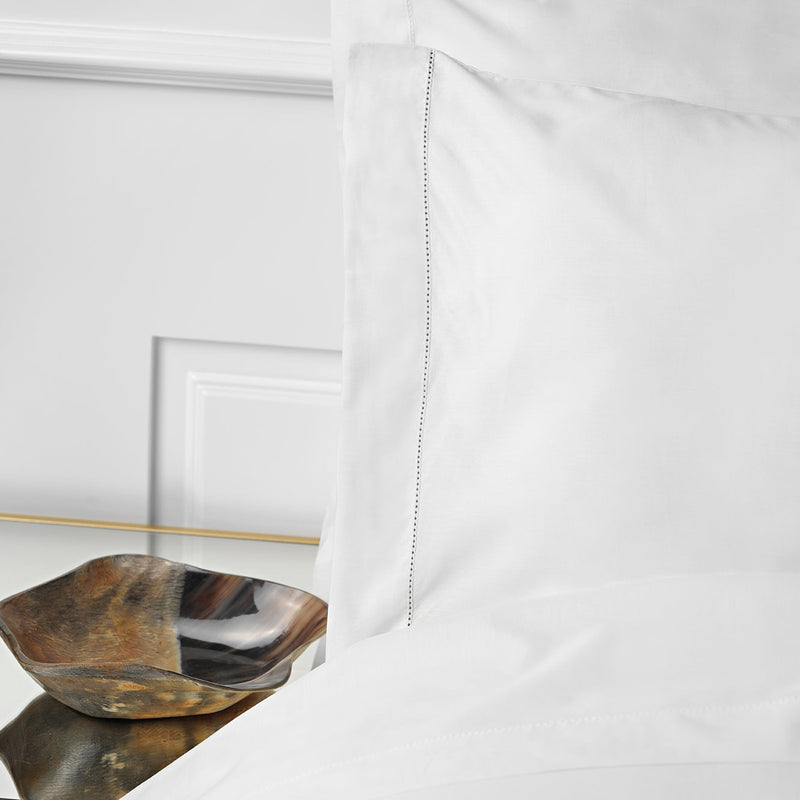 525TC White Percale Duvet Cover | Amalia Home Victoria | Eichholtzmiami.com