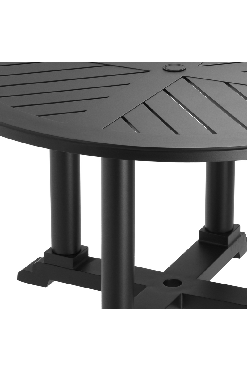 Black Round Outdoor Dining Table | Eichholtz Bell Rive S | Eichholtzmiami.com