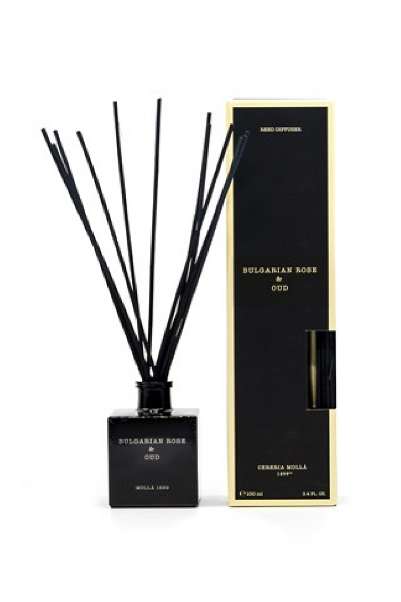 Sweet Floral Premium Reed Diffuser | Cereria Mollá Bulgarian Rose & Oud | Eichholtzmiami.com