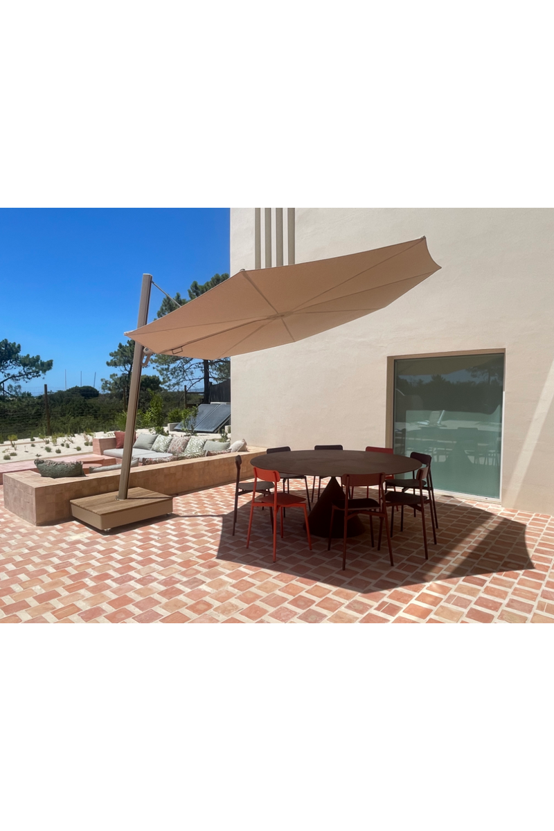 Cantilever Outdoor Umbrella (11’ 6”) | Umbrosa Versa UX | Eichholtzmiami.com